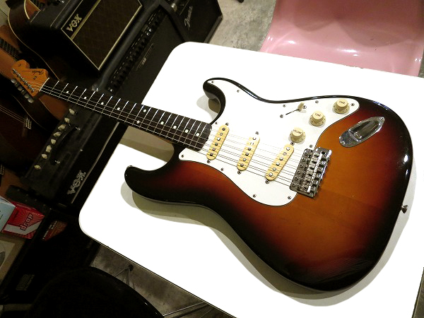 Fender Japan Eシリアル 1984-1987年製 STD-62 Stratocaster フジゲン